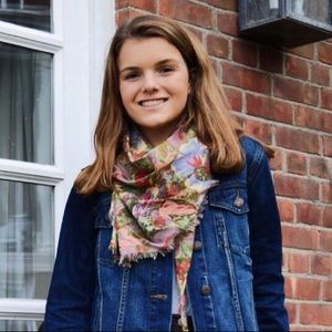 Meet your Posher, Kelly